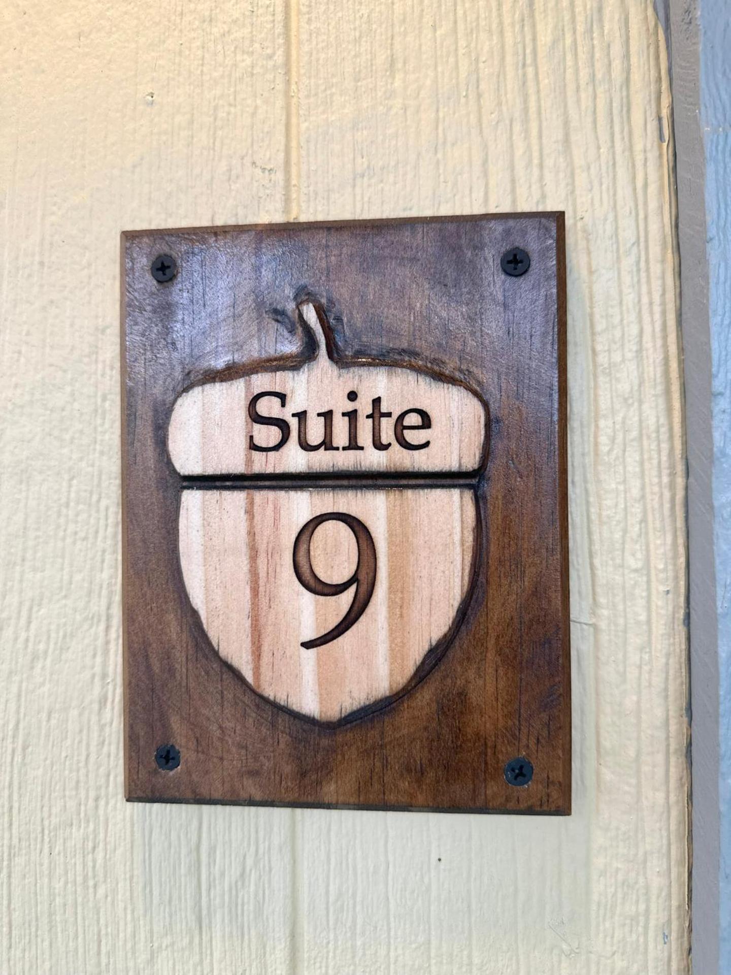 Acorn Hideaways Canton Rustic Old West Frontier Suite エクステリア 写真