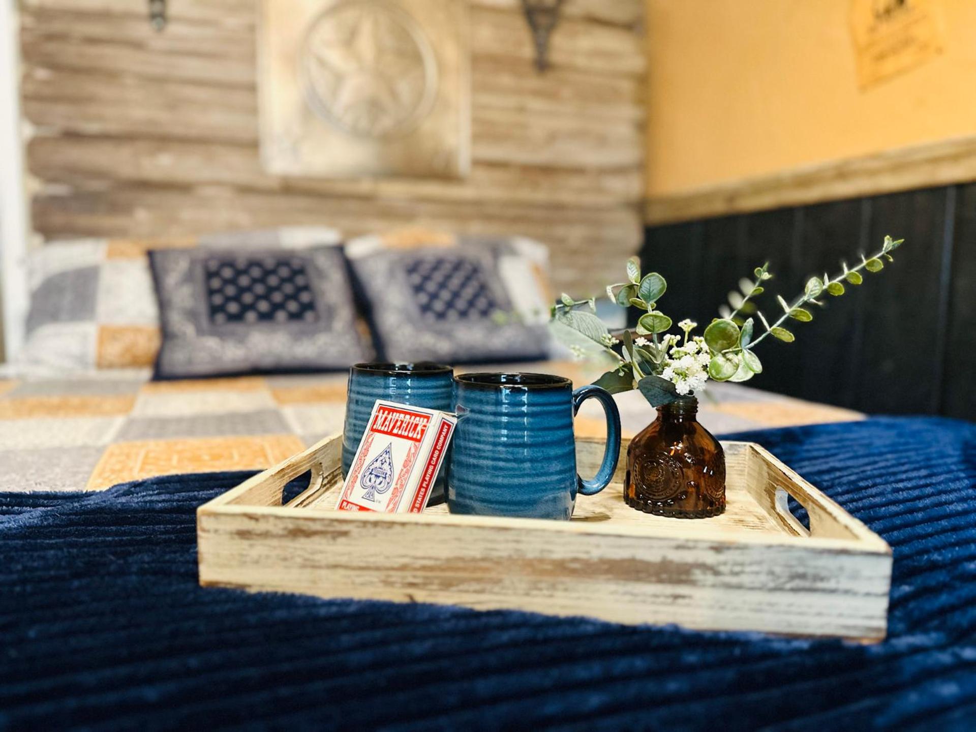 Acorn Hideaways Canton Rustic Old West Frontier Suite エクステリア 写真